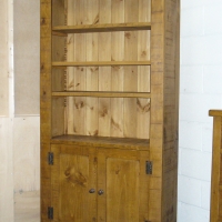 Rustic plank bookcase with 2 cupboard doors