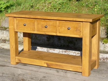 Plank server with 3 equal size drawers and pot board shelf